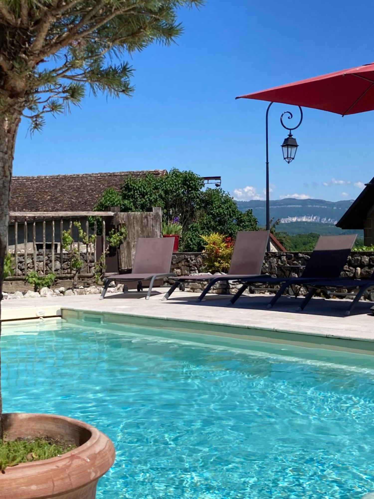Le Clos Bo-M Marignieu Экстерьер фото